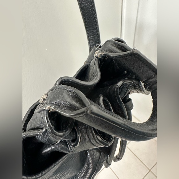 Aritzia Wilfred free small bucket bag - Picture 6 of 6